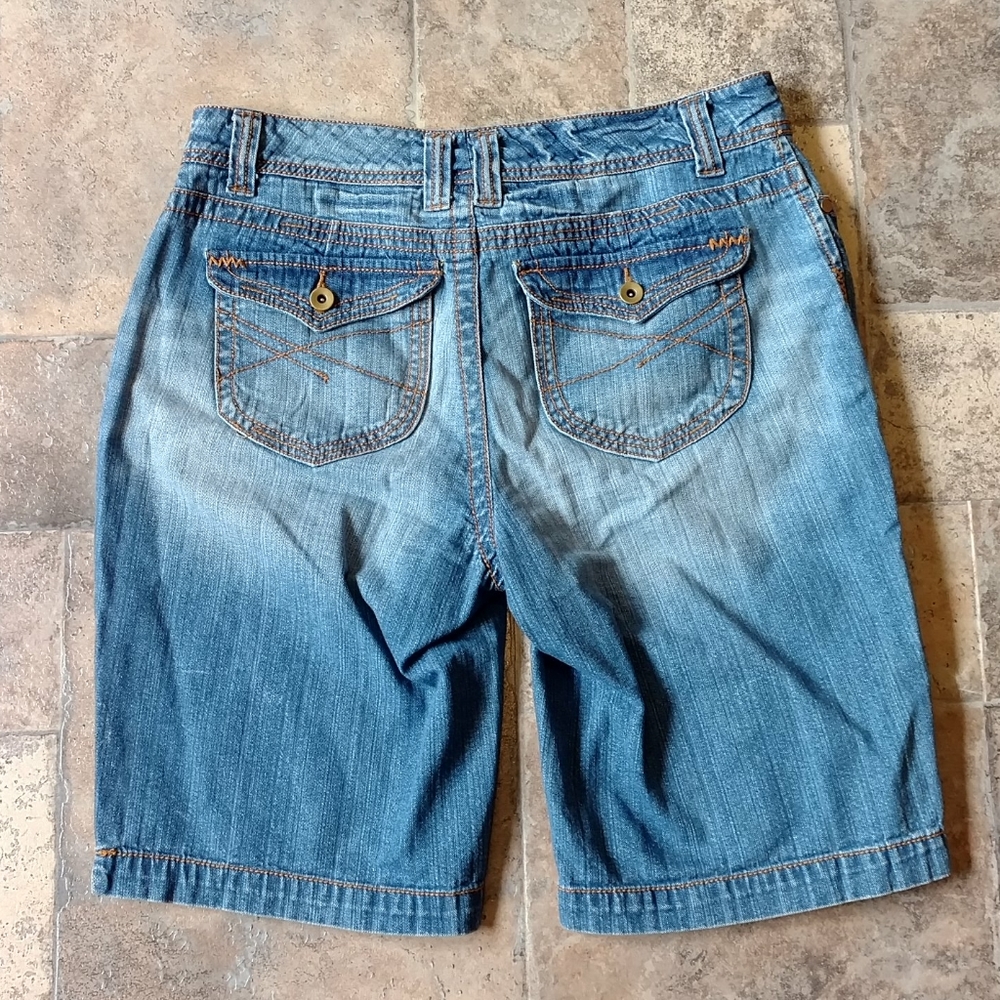 Distressed denim Bermuda shorts size 10 BNWT - Picture 5 of 7